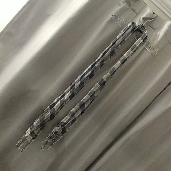 Scarf - Picture 1 of 1